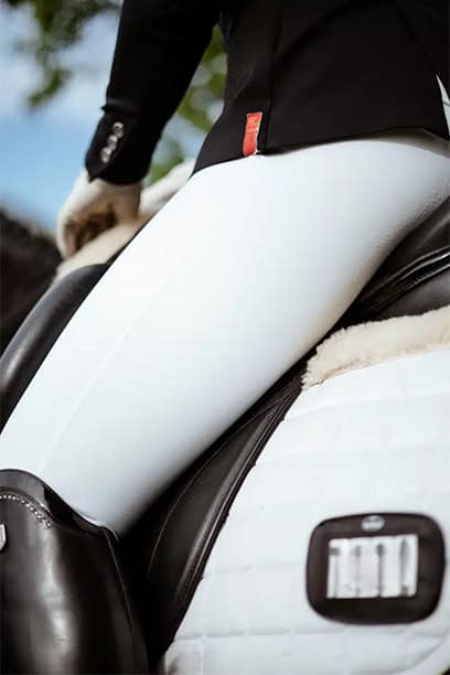 Performa Ride Lucent Breech On Horse